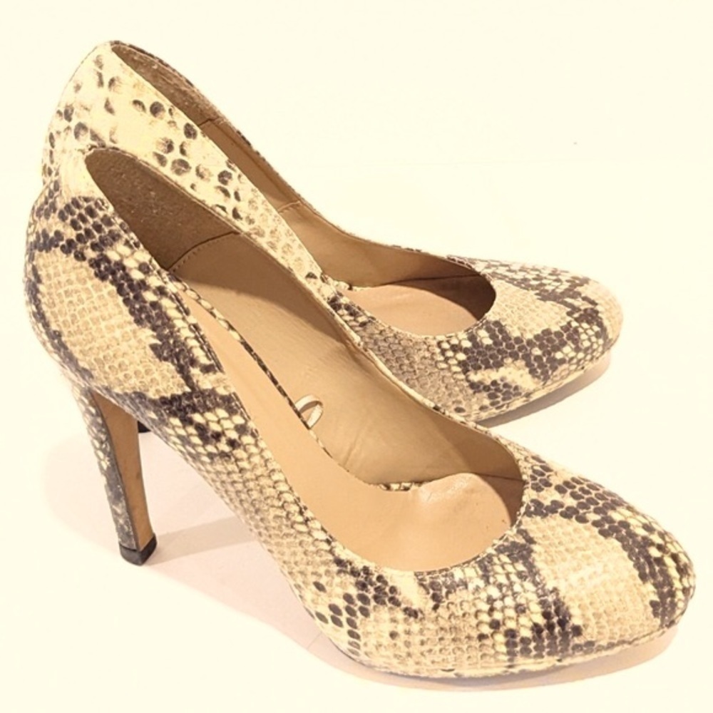 ZARA snakeskin heels sz 39